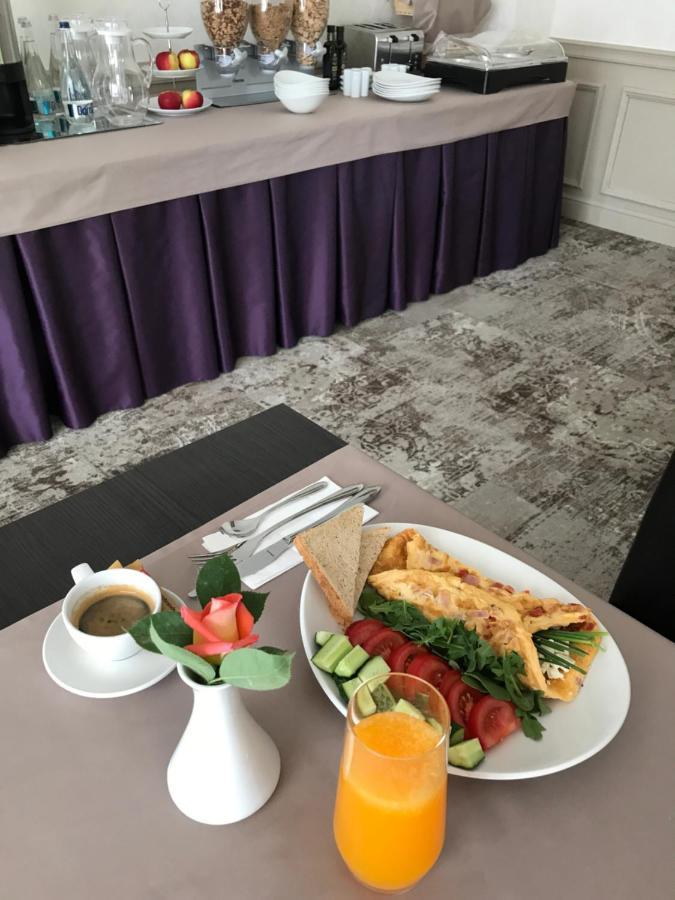 Hotel Alex Gałacz Zewnętrze zdjęcie
