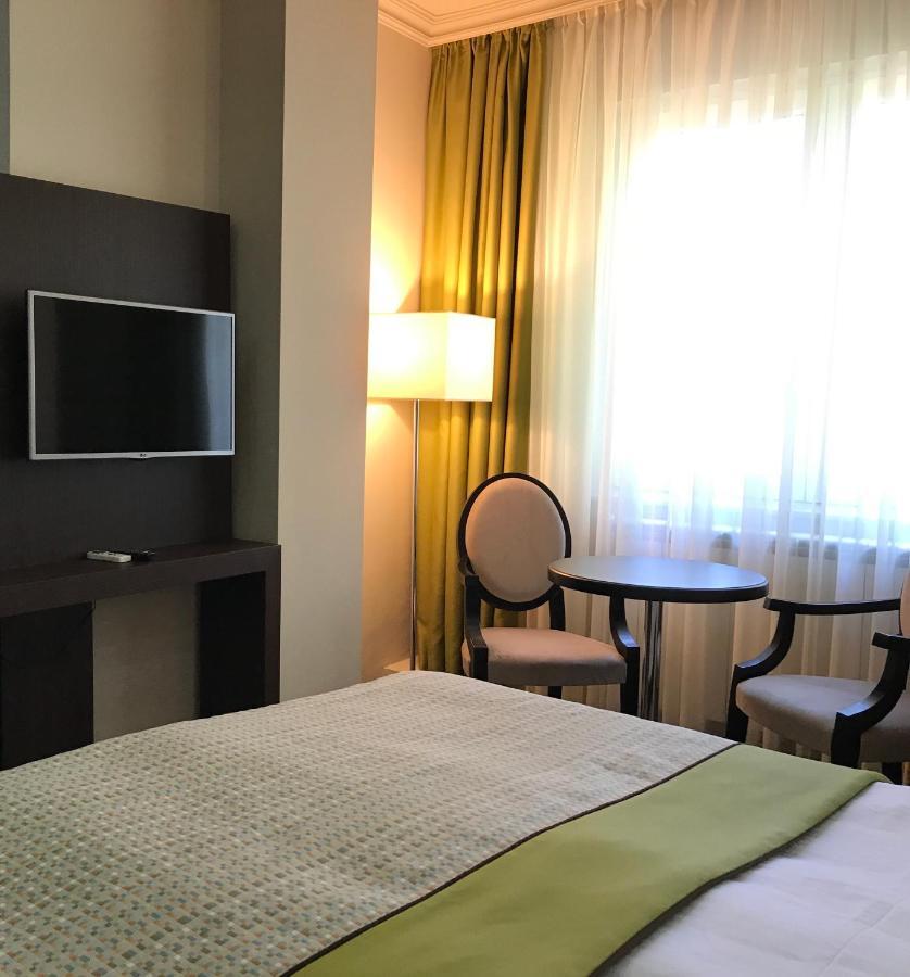 Hotel Alex Gałacz Zewnętrze zdjęcie